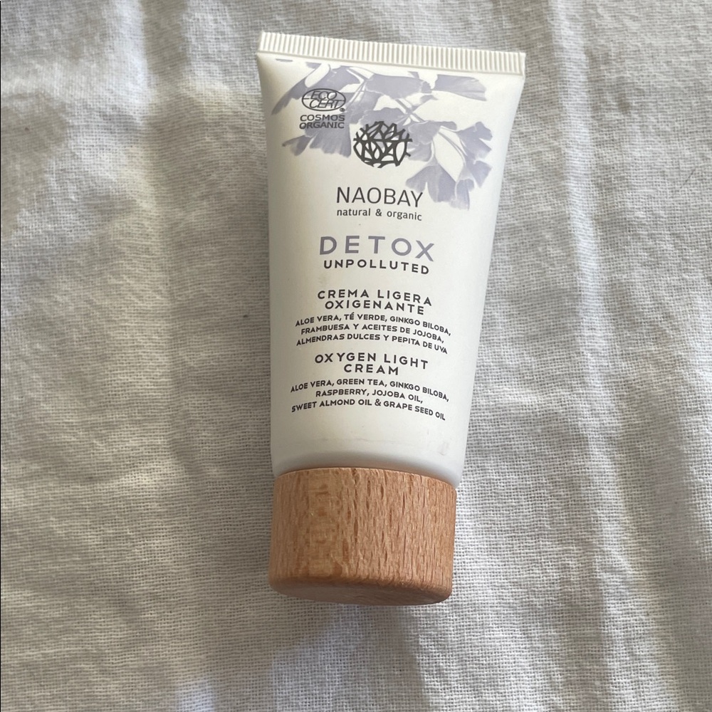 Naobay Detox Oxygen Light Cream